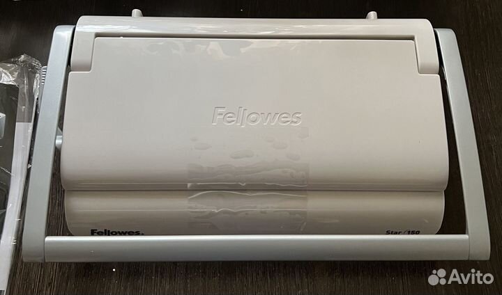 Брошюровщик fellowes