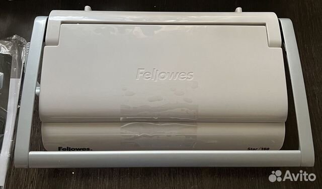 Брошюровщик fellowes