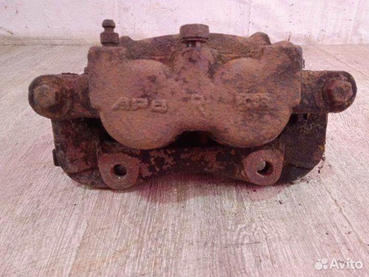 Суппорт передний правый Great Wall Sailor 1 491QE