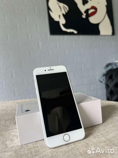 iPhone 8 64gb белый