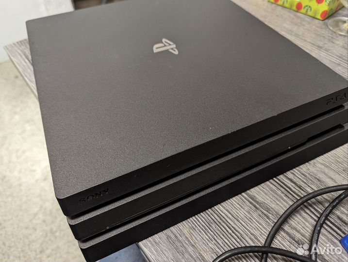 Sony Playstation 4 PRO 1 Tb