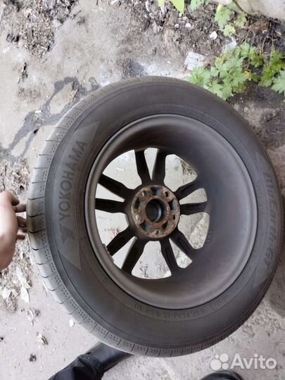 Yokohama BluEarth-GT AE-51 215/60 R16 99V