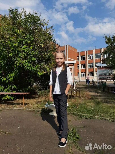 Жилетка для девочки 128