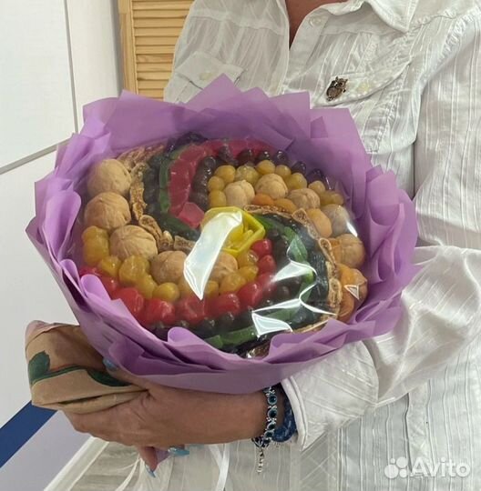 Вкусный съедобный букет сухофрукты день рождения