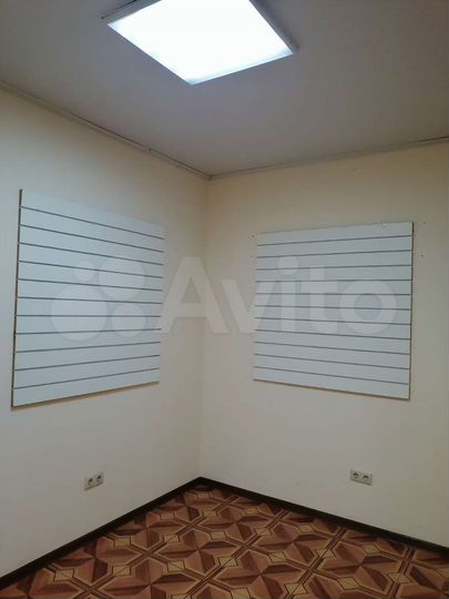 Торговая площадь, 52 м²