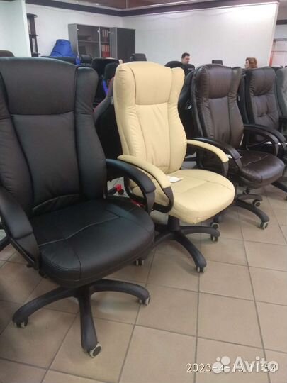 Компьютерное кресло