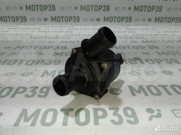 Насос водяной электрический Audi