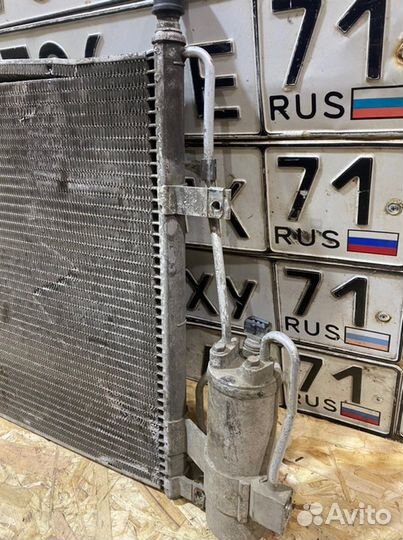 Радиатор кондиционера Volvo S80 седан 2.9 2002