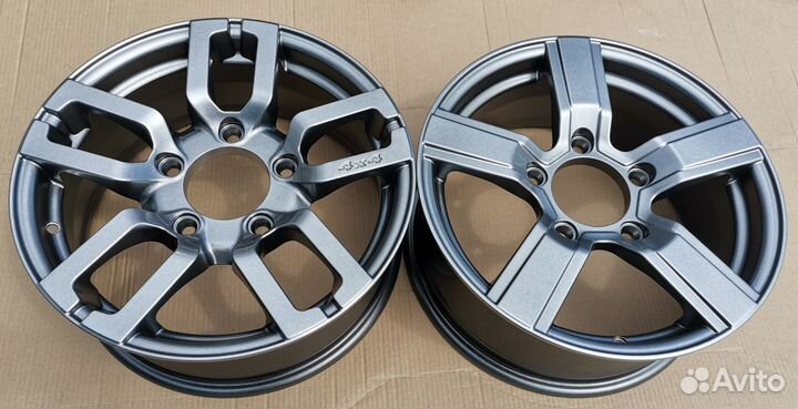 Нива, Шевроле Нива R16 новые