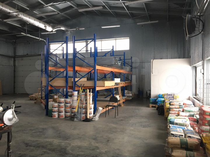 Здание свободного назначения 1200 кв. м