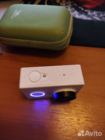 Xiaomi Yi Action Camera Basic Edition экшен-камера