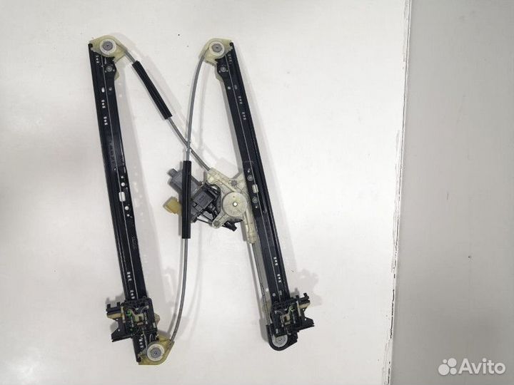 Стеклоподъемник электрический задний правый