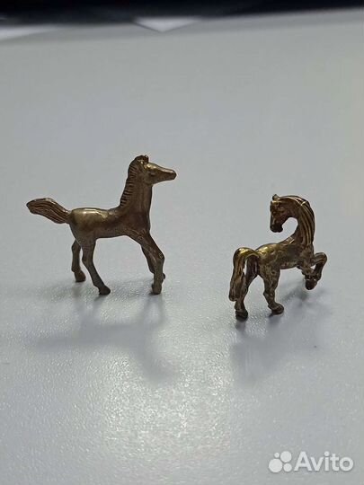Миниатюрные лошадки бронза