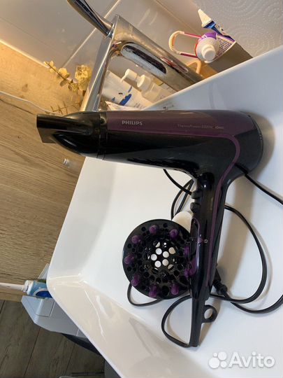 Фен philips ThermoProtect 2200W ionic