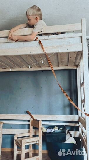 Кровать чердак