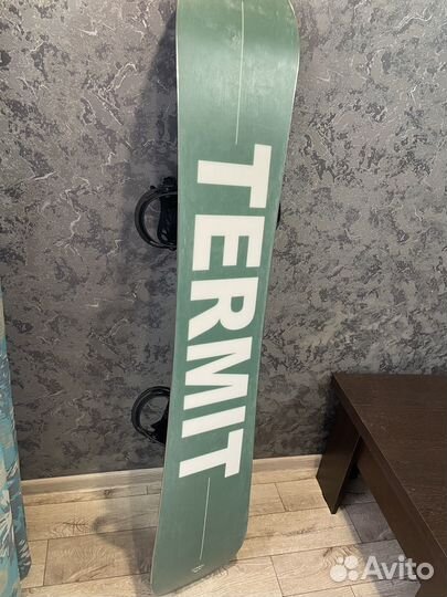 Сноуборд с креплениями 160