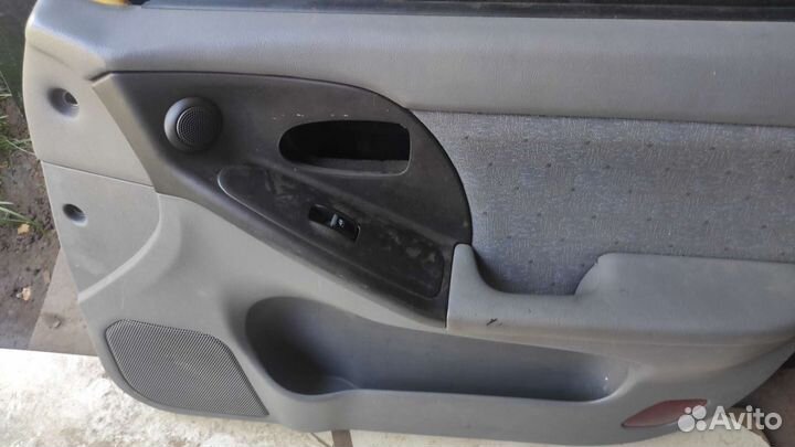 Продам дверь в сборе