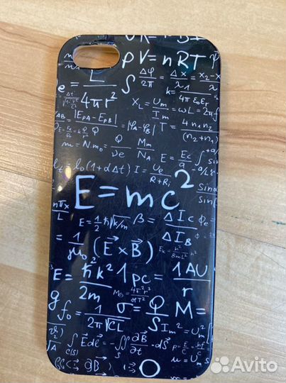 Чехлы на iPhone 5 5s