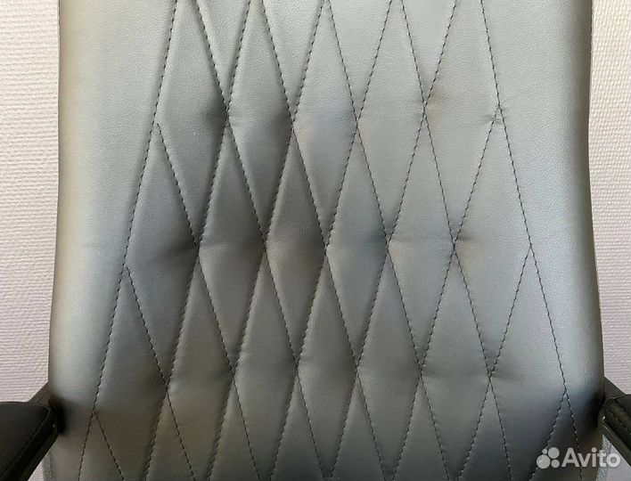 Офисное кресло новое