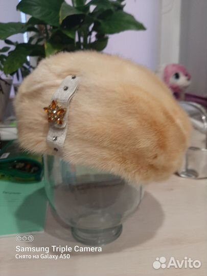 Берет женский норковый