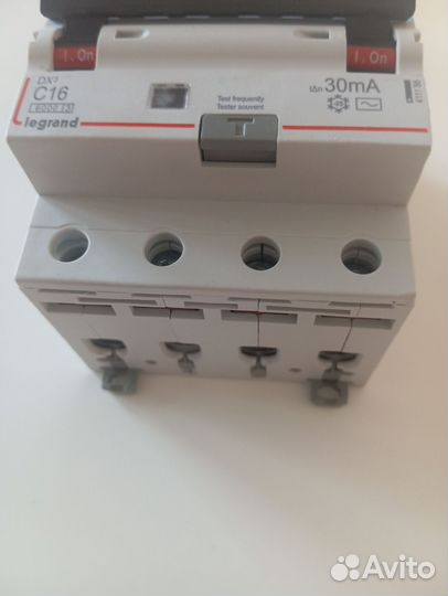 Новый дифавтомат legrand 4p 16a