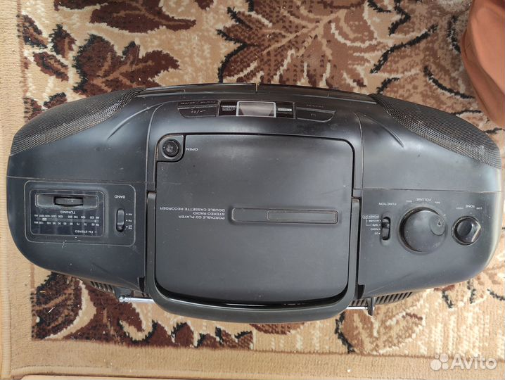 Магнитола LG CD-580AX