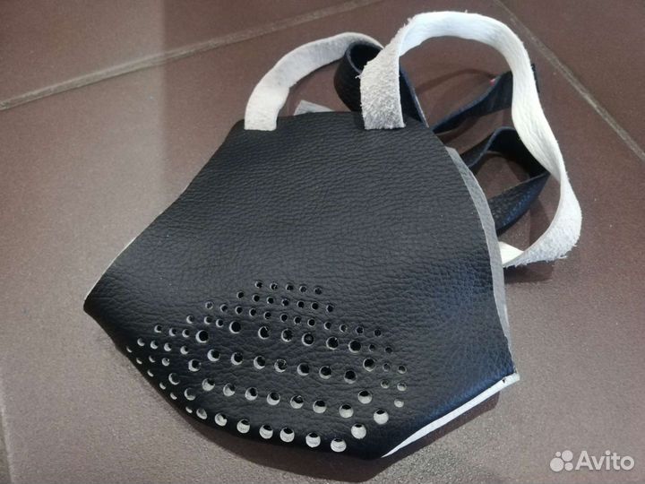 Маска кожаная бутафорская