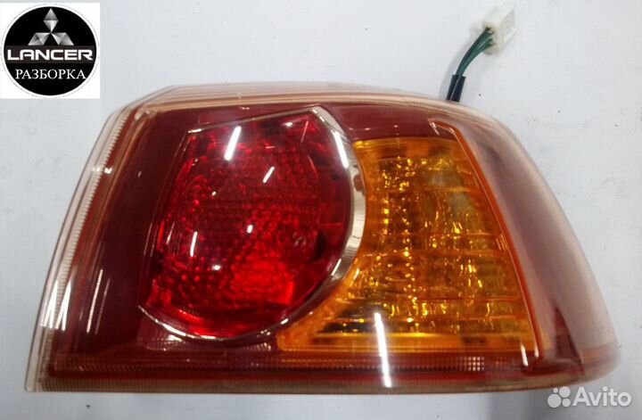 Фонарь в крыло Лансер 10 Lancer X