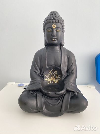 Будда из гипса