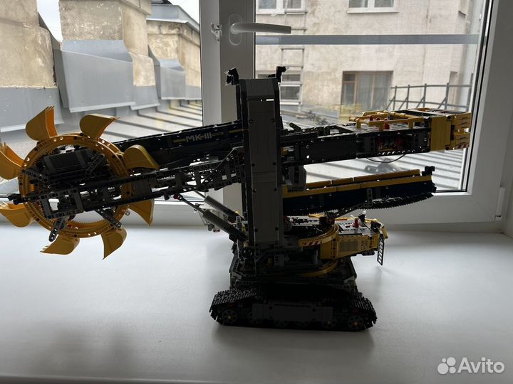 Lego technic карьерный экскаватор 42055