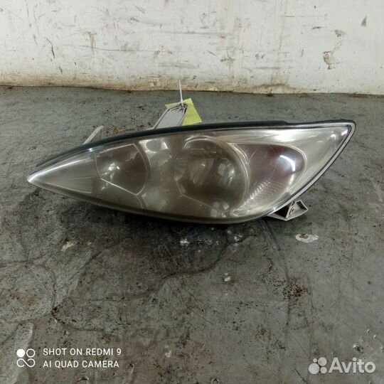 Фара галоген левая Toyota Camry 30 2004-2006