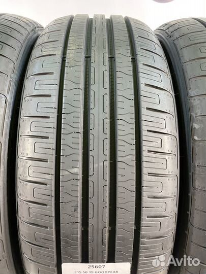 Goodyear EfficientGrip Performance 215/50 R19 94T