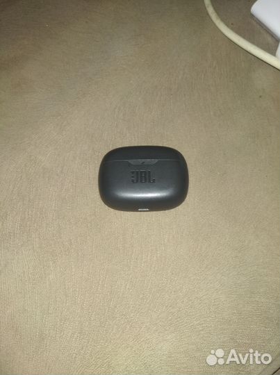 Беспроводные наушники jbl