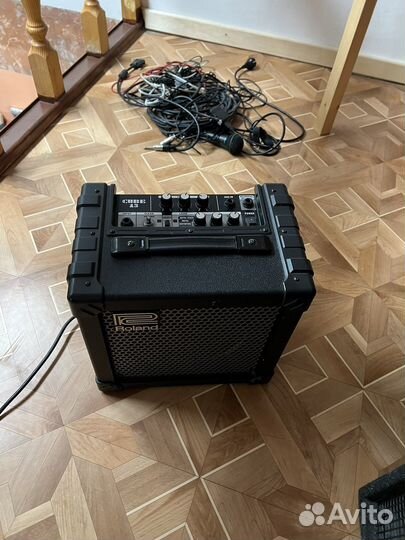Комбоусилитель roland cube 15