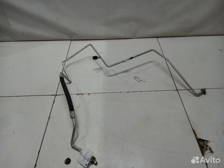 Renault Sandero l Трубка кондиционера