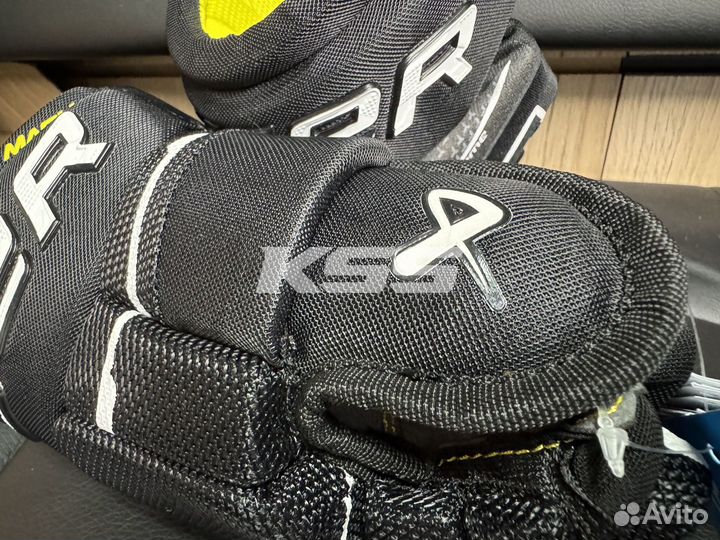 Хоккейные краги Bauer Supreme Mach Black-White