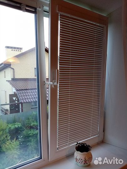 Жалюзи горизонтальные алюминиевые