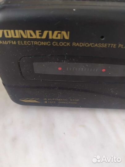 AM/FM Model 7569 Кассетник