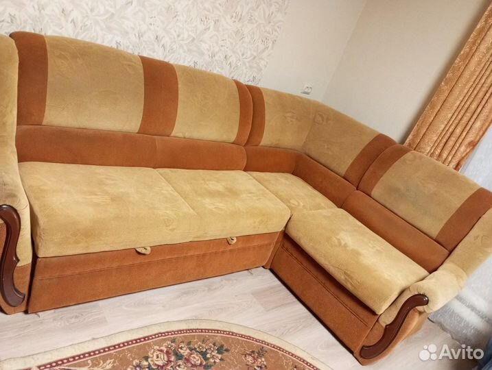 Угловой диван