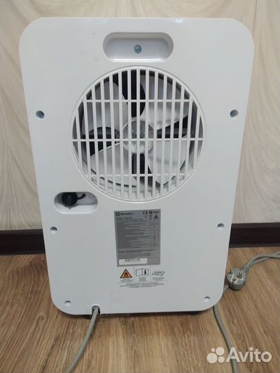 Осушитель Electrolux EDH-15L