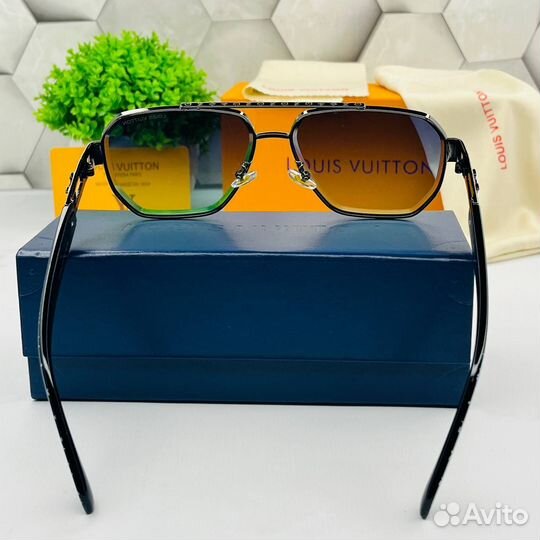Солнцезащитные очки Louis vuitton