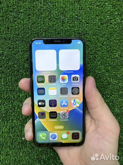 iPhone X, 64 ГБ