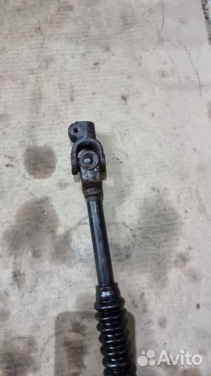 Нижний рулевой вал на lexus470