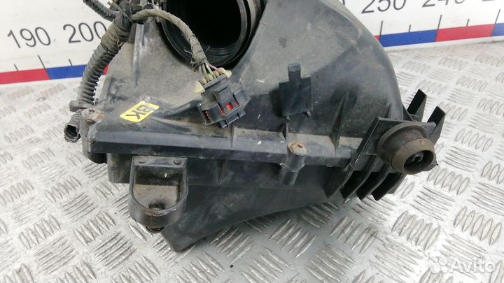 Корпус воздушного фильтра opel vectra C рест: 2006