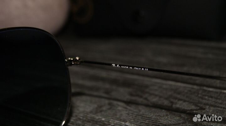 Солнцезащитные очки R.B. Aviator