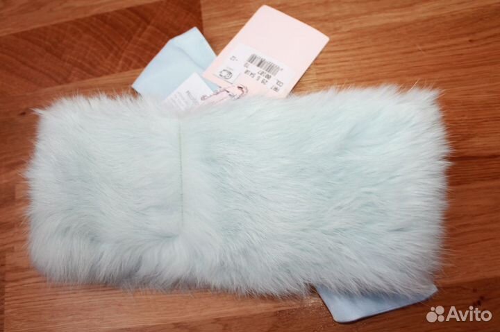 Blumarine новые меховые воротнички с бантиками