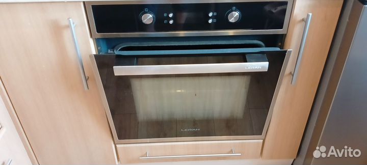 Духовой шкаф