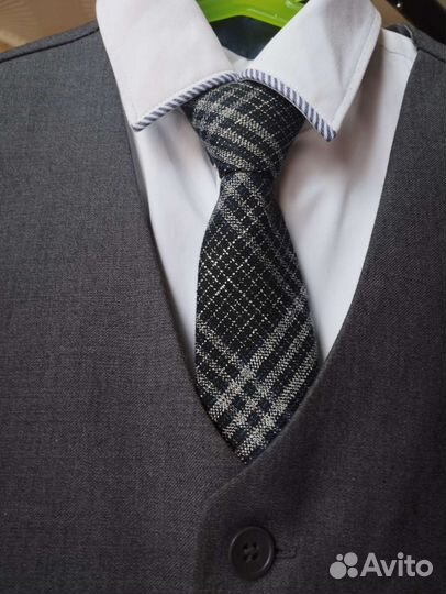 Школьный костюм 3-ка для мальчика 7-8 лет