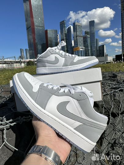 Nike Air Jordan 1 Low Wolf Grey Оригинал