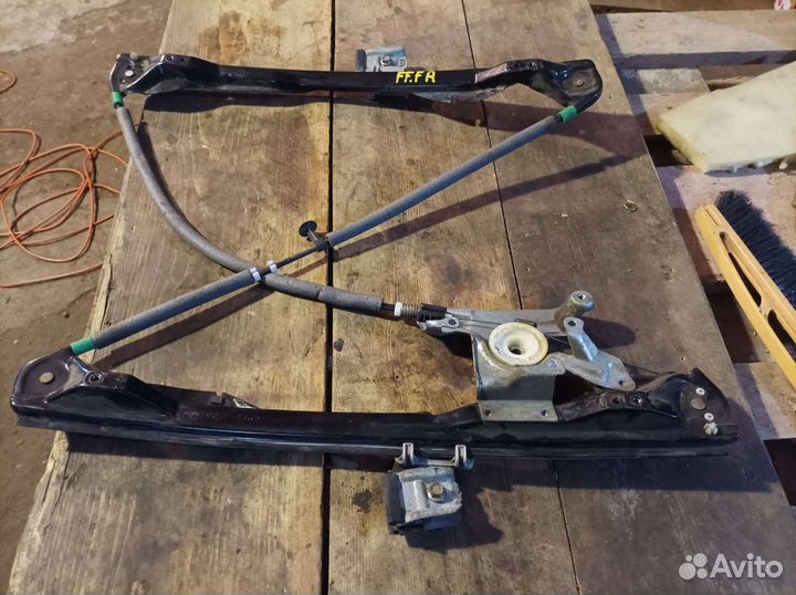 Стеклоподъемник Ford Focus 1 USA правый